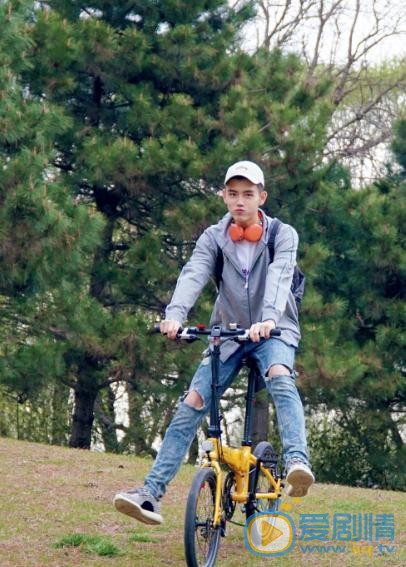 陈飞宇帅气写真 陈飞宇高清写真_陈飞宇高清剧照