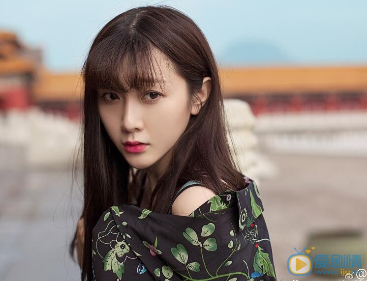 李小娇街拍写真 李小娇高清写真_李小娇高清剧照