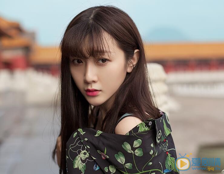 李小娇街拍写真 李小娇高清写真_李小娇高清剧照