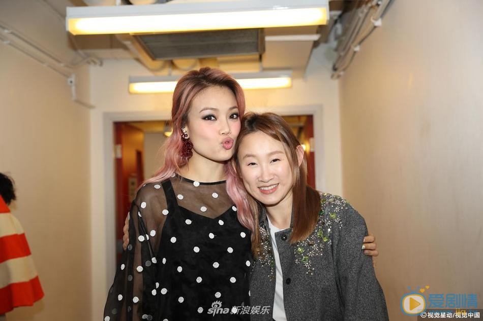 容祖儿明星合照 容祖儿高清写真_容祖儿高清剧照