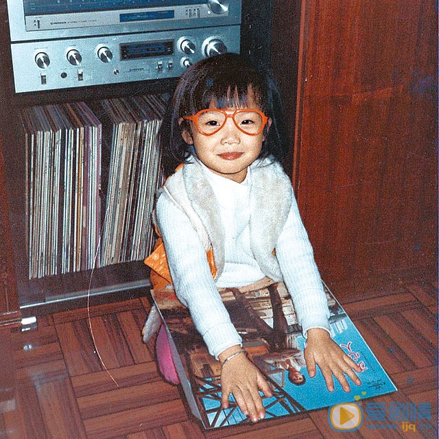 容祖儿小时候照片 容祖儿高清写真_容祖儿高清剧照