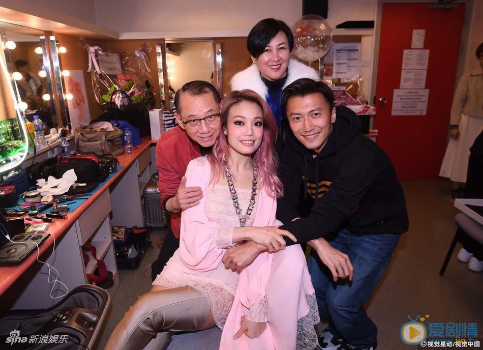 容祖儿明星合照 容祖儿高清写真_容祖儿高清剧照