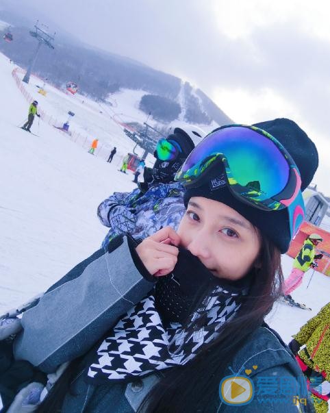 陈梦瑶雪地照 陈梦瑶高清写真_陈梦瑶高清剧照