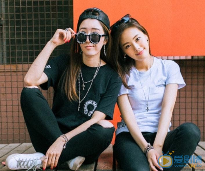 吴佩柔闺蜜照 吴佩柔高清写真_吴佩柔高清剧照