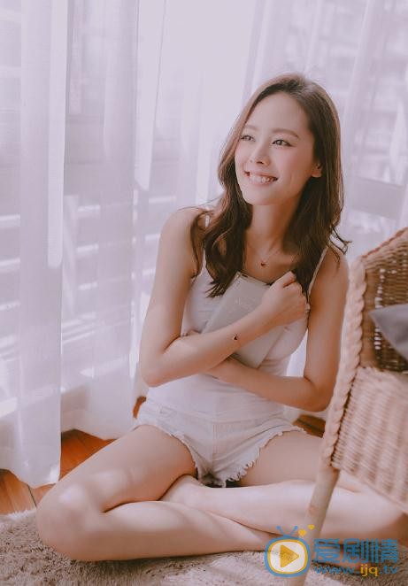 吴佩柔小性感写真 吴佩柔高清写真_吴佩柔高清剧照