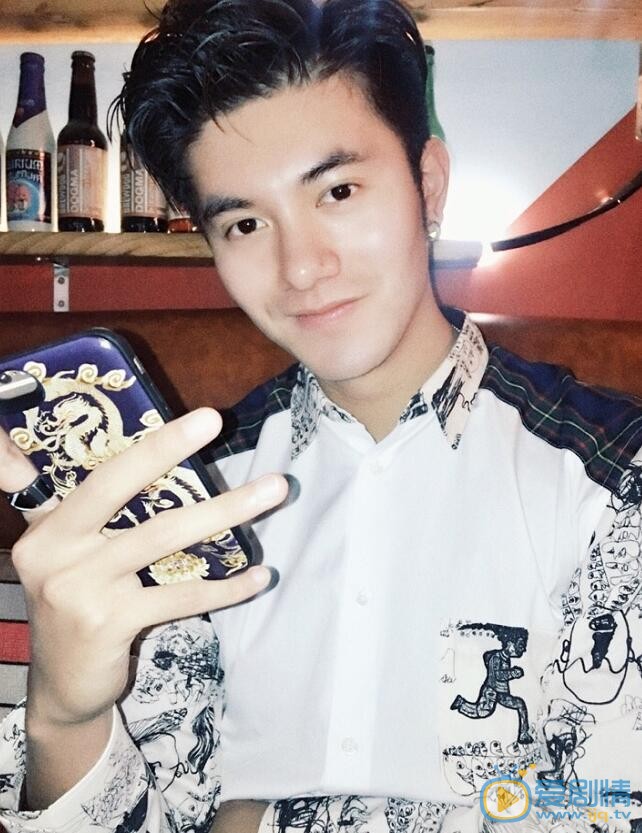 樊霖锋卖萌照 樊霖锋高清写真_樊霖锋高清剧照