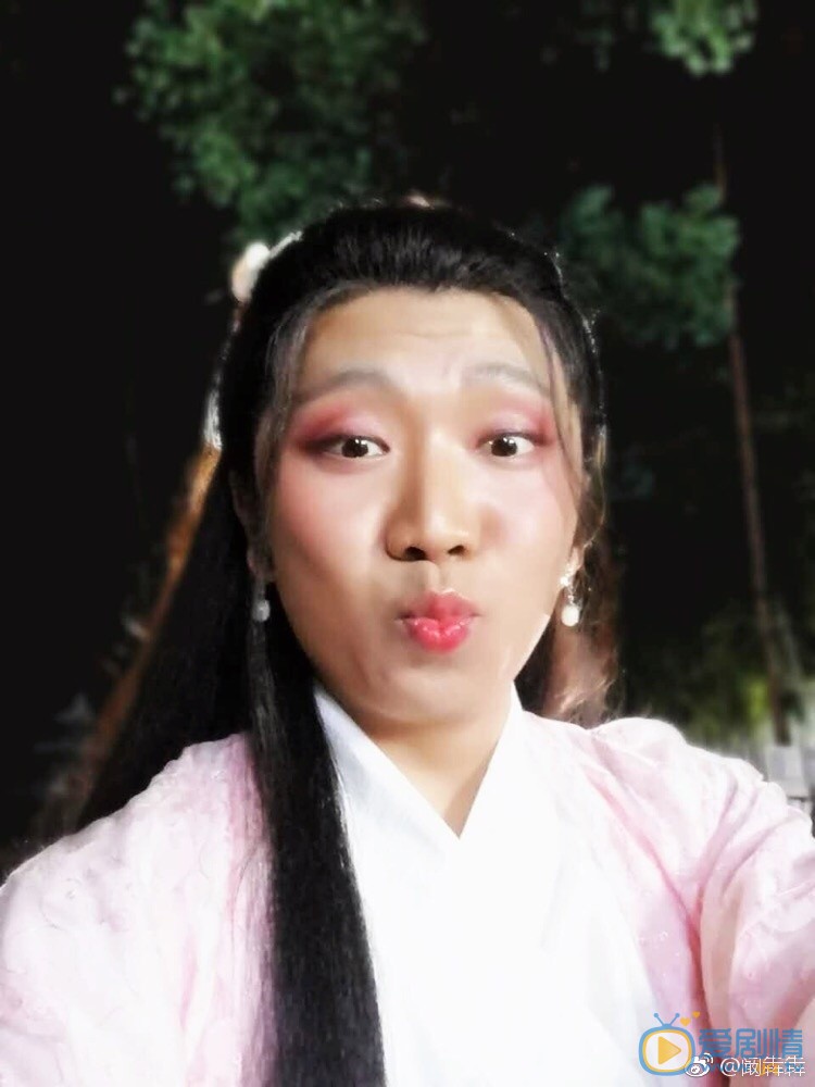 阚犇犇片场照 阚犇犇高清写真_阚犇犇高清剧照