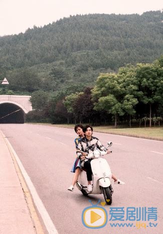 周放婚纱照 周放高清写真_周放高清剧照