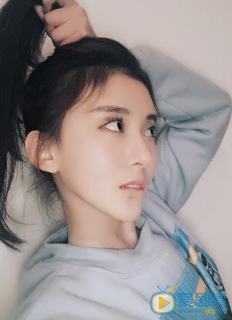 李梦露生活照 李梦露高清写真_李梦露高清剧照
