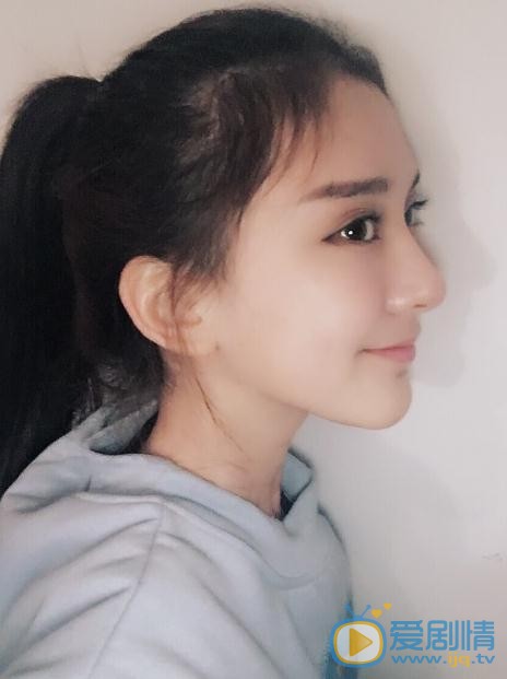 李梦露生活照 李梦露高清写真_李梦露高清剧照