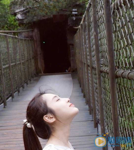 张慧雯清纯写真 张慧雯高清写真_张慧雯高清剧照