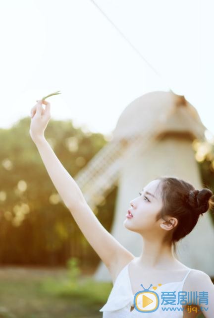 张慧雯文静写真 张慧雯高清写真_张慧雯高清剧照