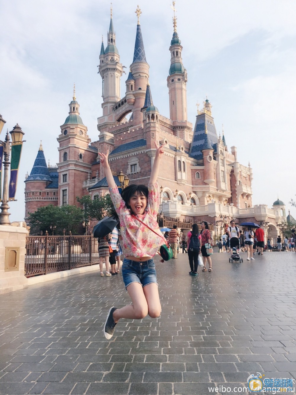 张籽沐旅行照 张籽沐高清写真_张籽沐高清剧照