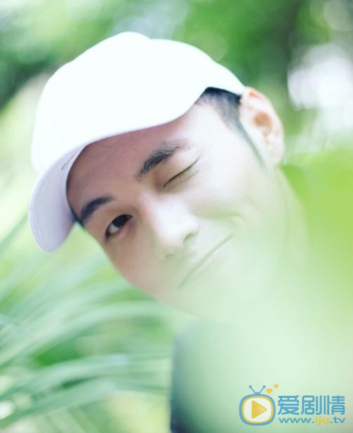 杨业明街拍写真 杨业明高清写真_杨业明高清剧照