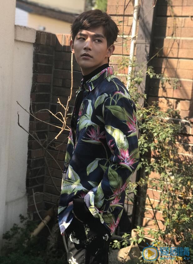 黄由启时尚写真 黄由启高清写真_黄由启高清剧照
