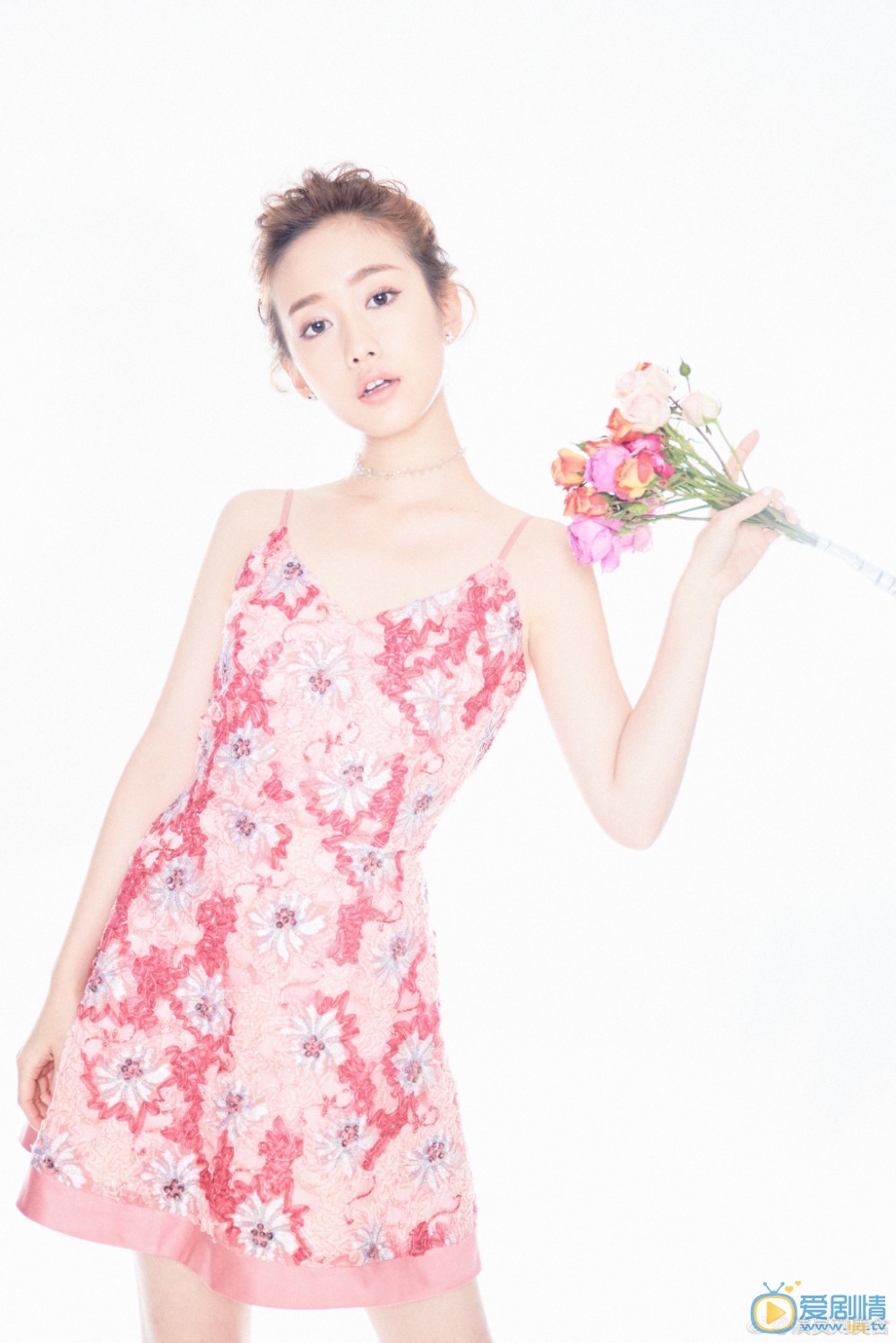 刘美含时尚写真 刘美含高清写真_刘美含高清剧照