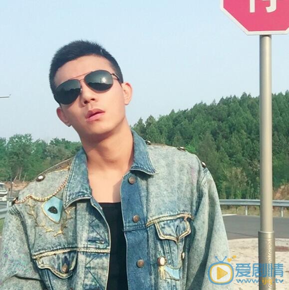 李感生活照 李感高清写真_李感高清剧照