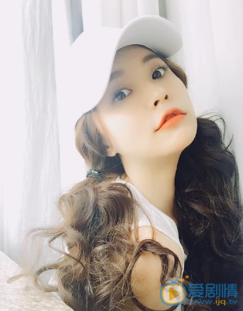 刘倩妤卖萌照 刘倩妤高清写真_刘倩妤高清剧照