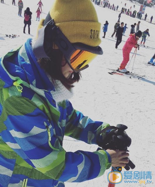 刘倩妤雪地照 刘倩妤高清写真_刘倩妤高清剧照