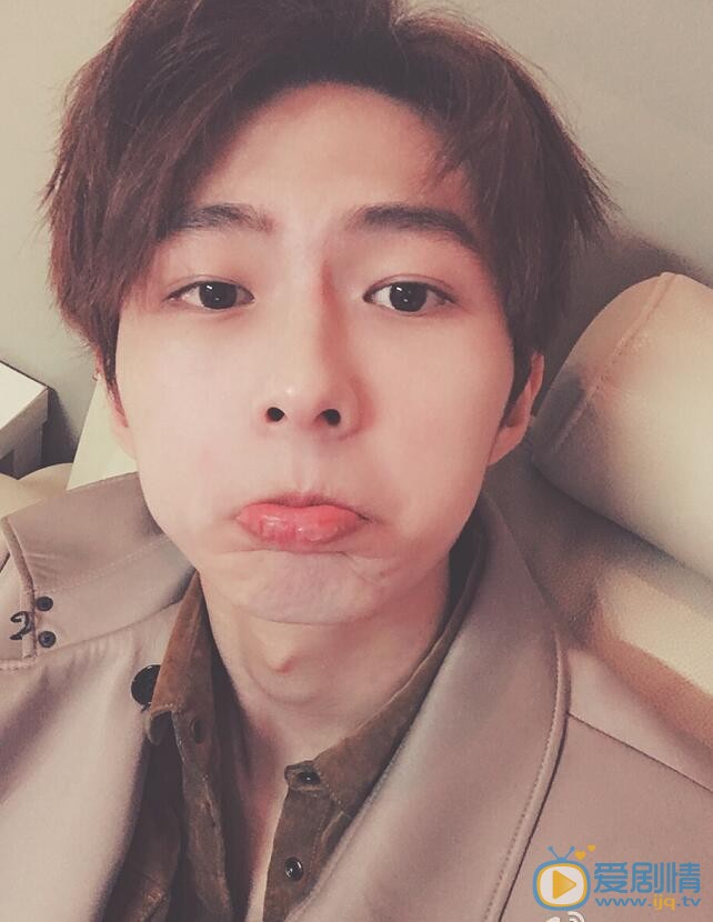 李歌洋侧颜照 李歌洋高清写真_李歌洋高清剧照
