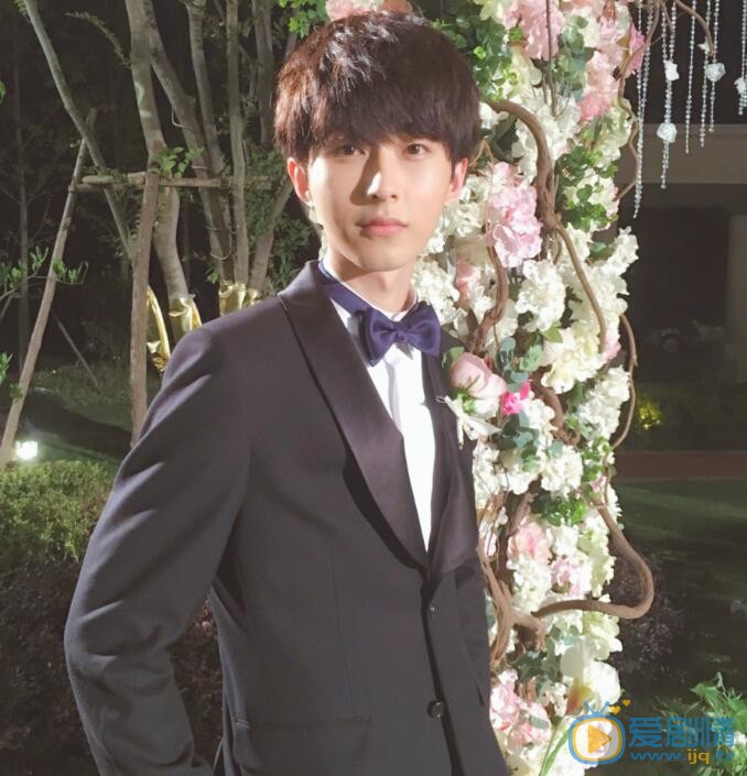 李歌洋卖萌照 李歌洋高清写真_李歌洋高清剧照