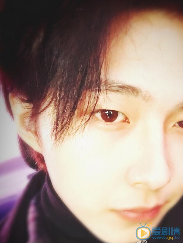 李歌洋卖萌照 李歌洋高清写真_李歌洋高清剧照
