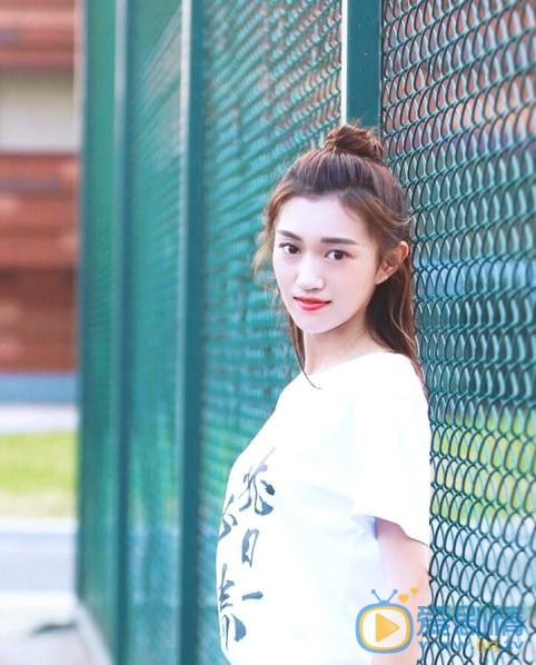 侯佩杉青春写真 侯佩杉高清写真_侯佩杉高清剧照