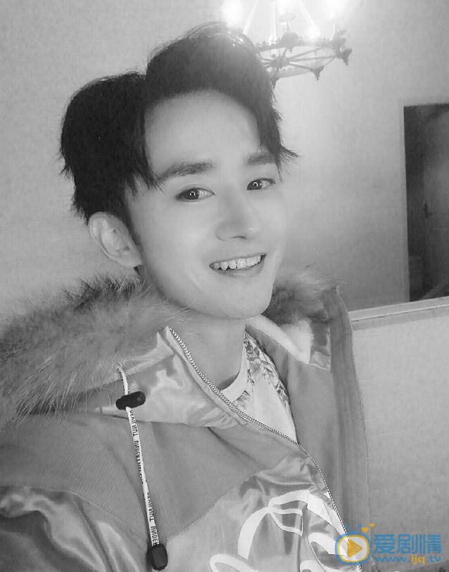 朱晓鹏生活照 朱晓鹏高清写真_朱晓鹏高清剧照