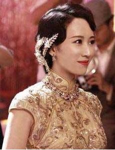 露伶春