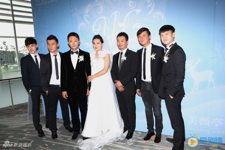 印小天和哈琳娜结婚照 印小天高清写真_印小天高清剧照