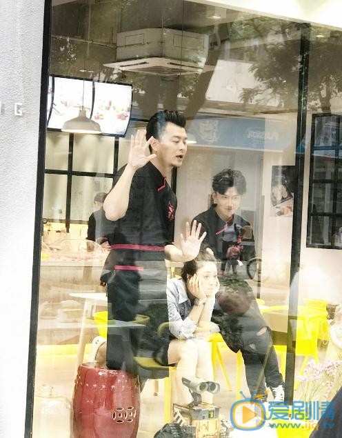 张戈《凡人的品格》剧照 张戈高清写真_张戈高清剧照
