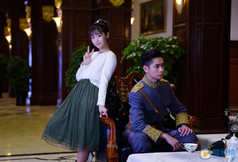 杨霖《超级小郎中》剧照 杨霖高清写真_杨霖高清剧照