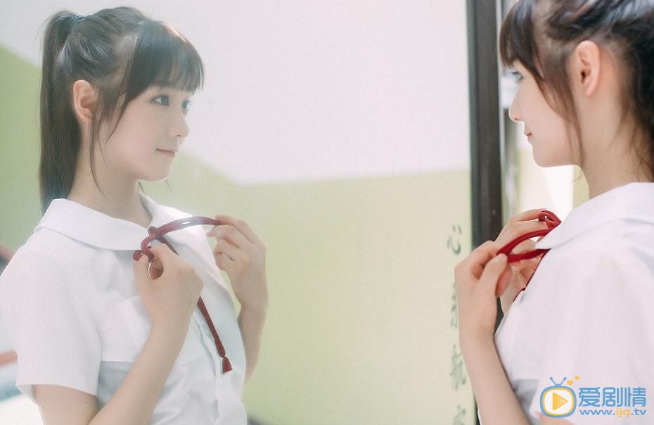 伍宇辰柠校服写真 伍宇辰柠高清写真_伍宇辰柠高清剧照