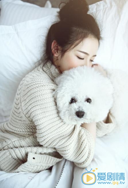 伍宇辰柠气质写真 伍宇辰柠高清写真_伍宇辰柠高清剧照