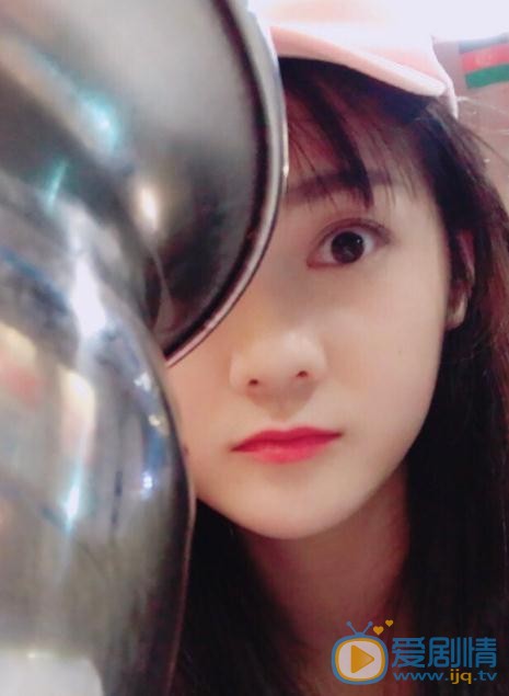 伍宇辰柠生活照 伍宇辰柠高清写真_伍宇辰柠高清剧照