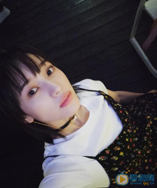  张一山女友是谁？张一山女友白雪个人资料及生活私照介绍