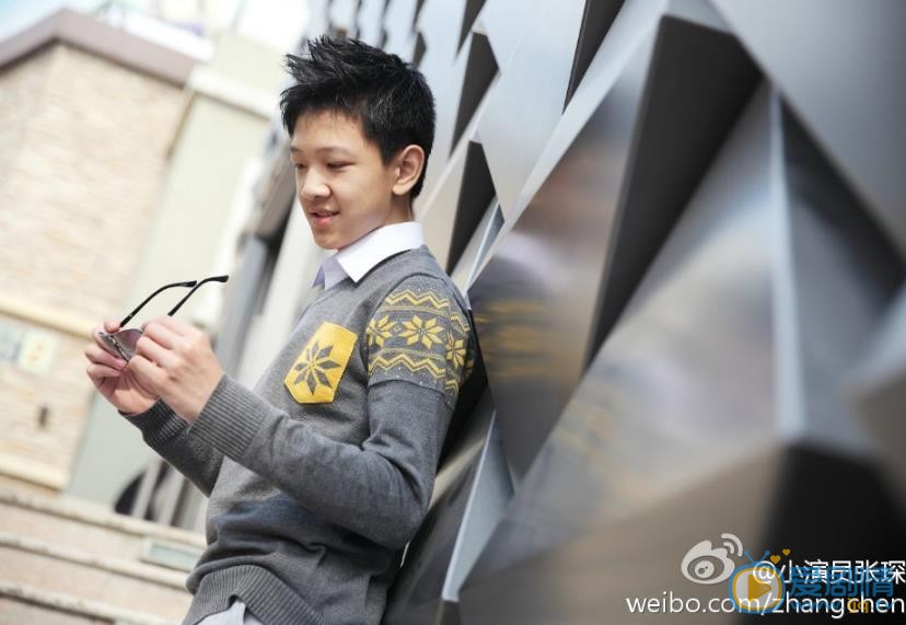 张琛时尚街拍 张琛高清写真_张琛高清剧照