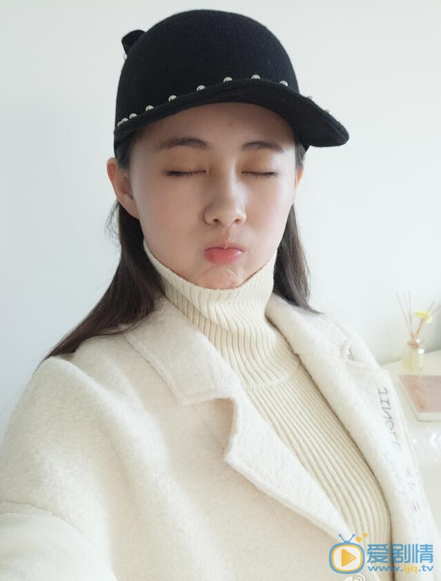 黄思涵卖萌照 黄思涵高清写真_黄思涵高清剧照