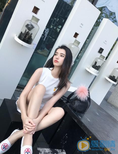 王维琳气质写真 王维琳高清写真_王维琳高清剧照