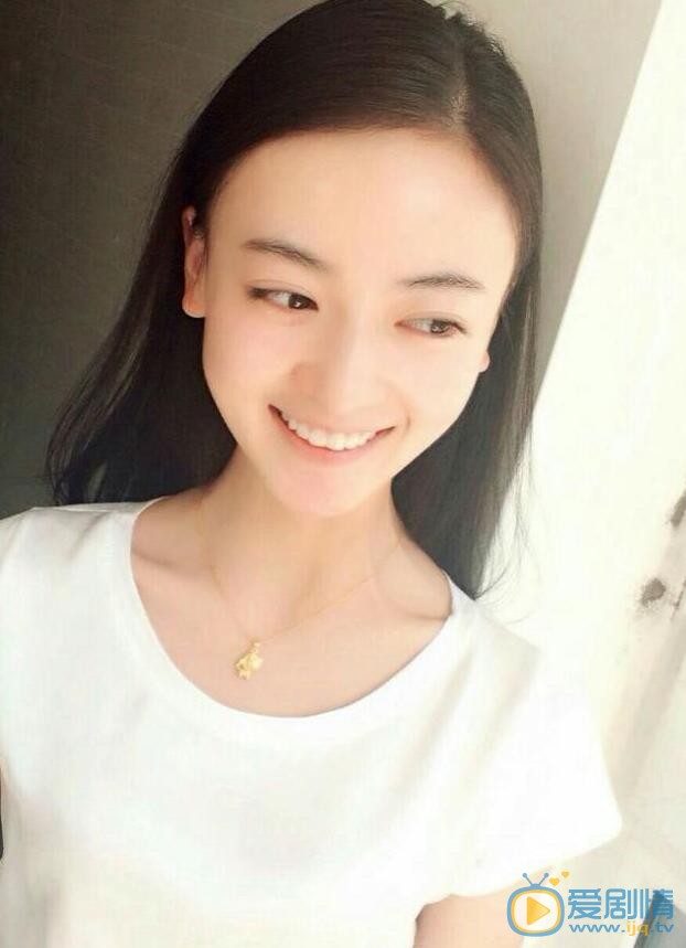 吴谨言清新写真 吴谨言高清写真_吴谨言高清剧照