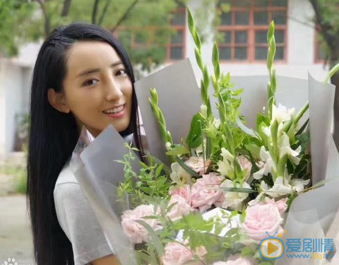 曲凌子生日照 曲凌子高清写真_曲凌子高清剧照