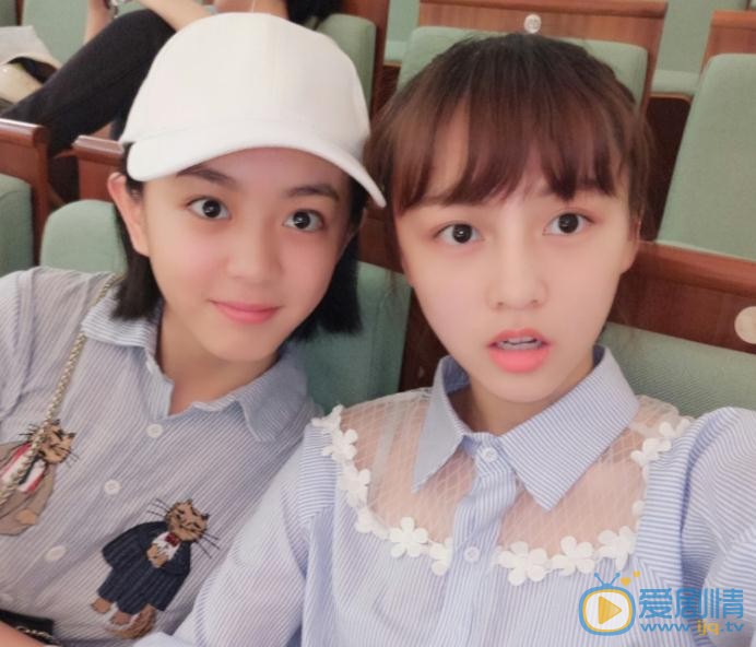 郜思雯与人合照 郜思雯高清写真_郜思雯高清剧照