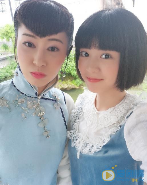 郜思雯与人合照 郜思雯高清写真_郜思雯高清剧照