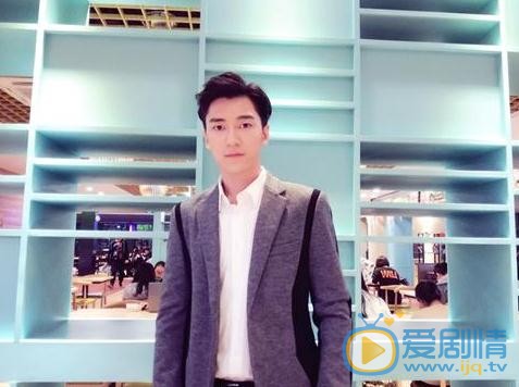 路从今夜白迟濮剧照 