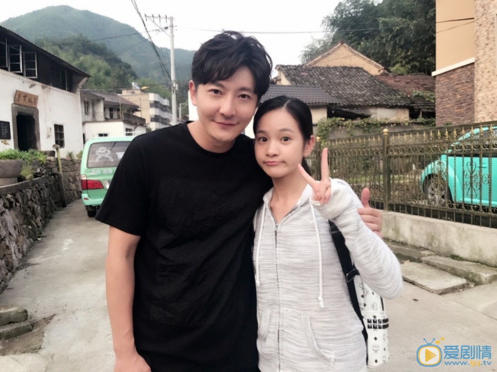 徐可珑明星合照 徐可珑高清写真_徐可珑高清剧照