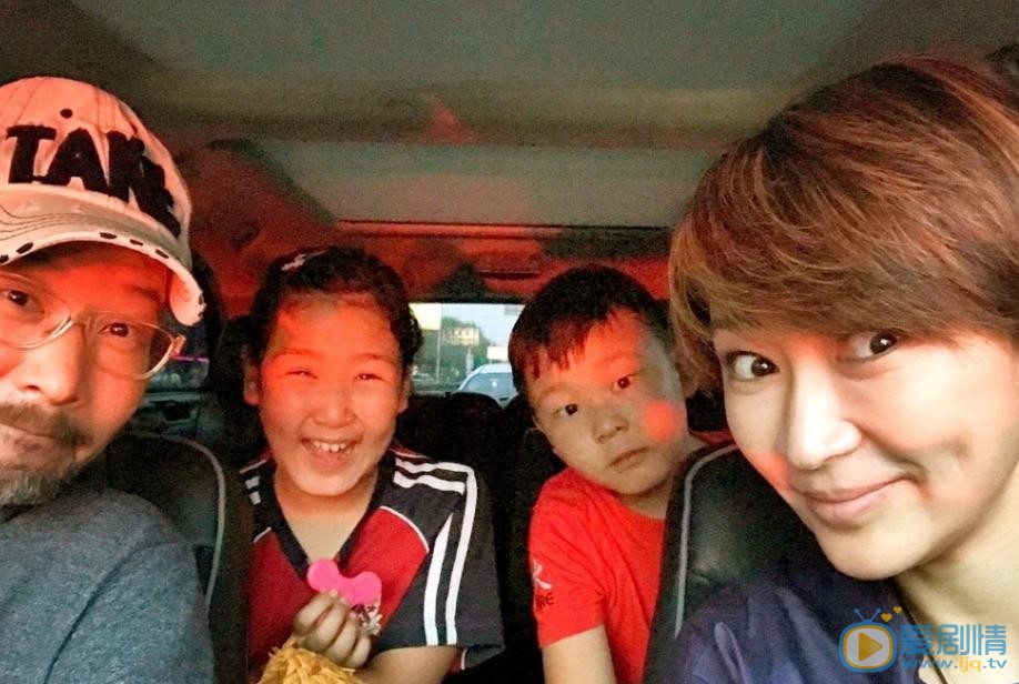 梁静女儿儿子照 梁静高清写真_梁静高清剧照