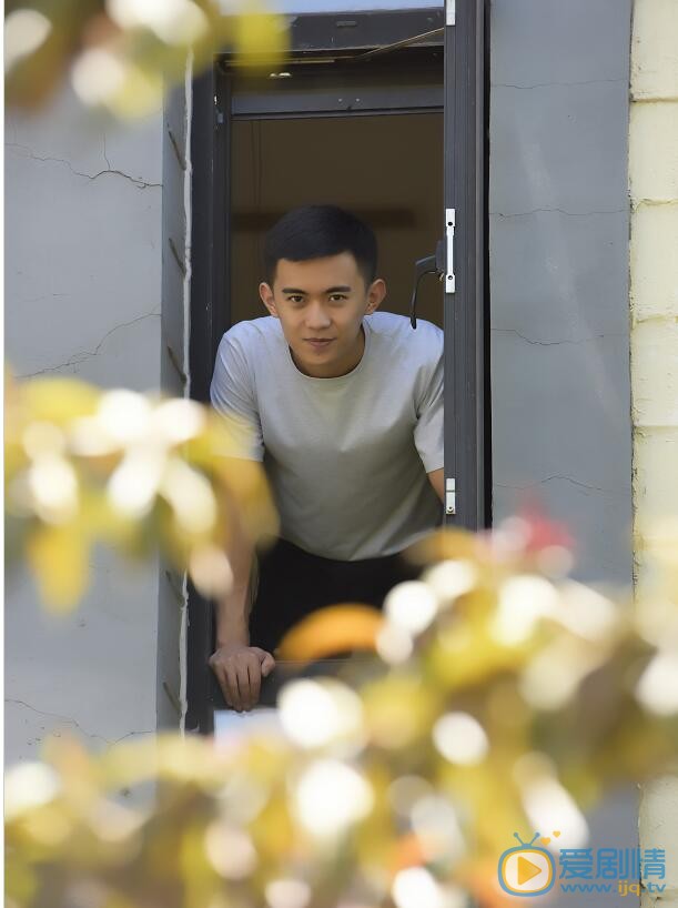 邵如一阳光写真 邵如一高清写真_邵如一高清剧照