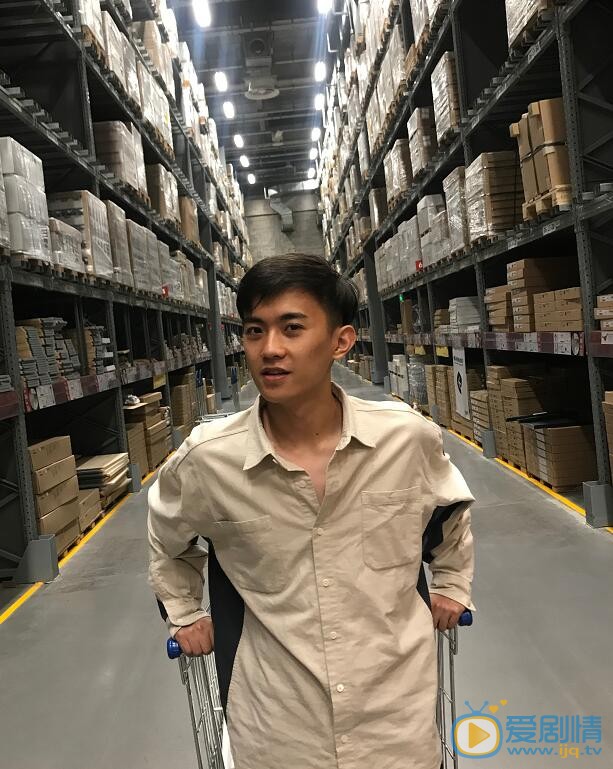 邵如一生活照 邵如一高清写真_邵如一高清剧照