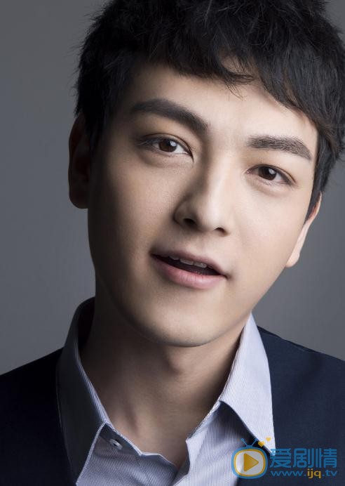 柒个我白向荣是谁演的?柒个我白向荣扮演者张晓谦个人资料、写真及生活照欣赏