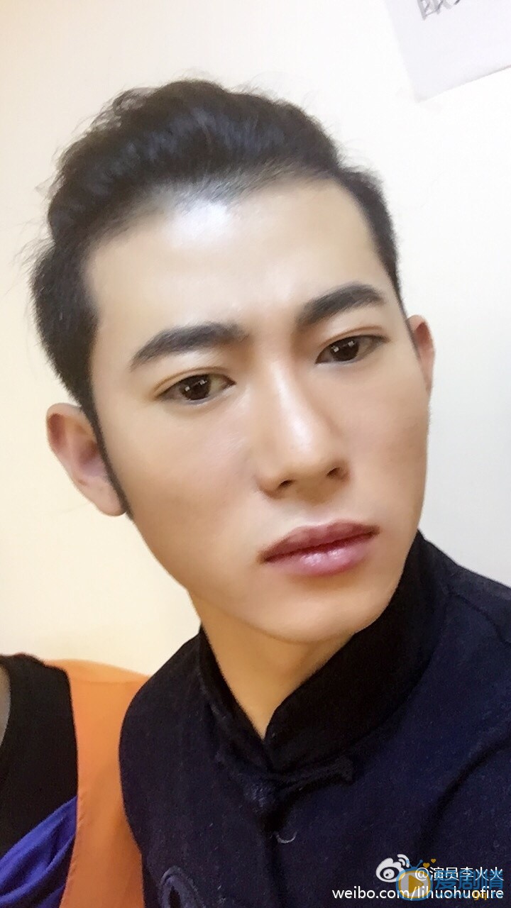 李火火生活照 李火火高清写真_李火火高清剧照